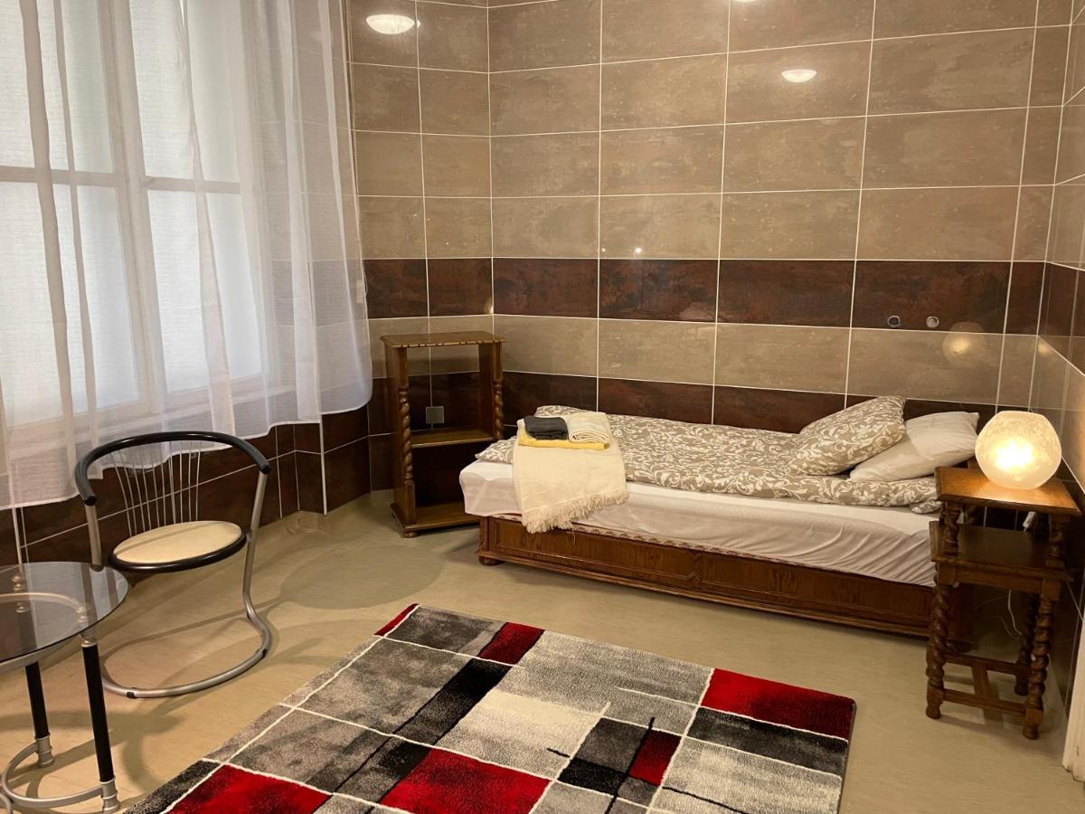 Buda Castle Apartment Budapeste Exterior foto