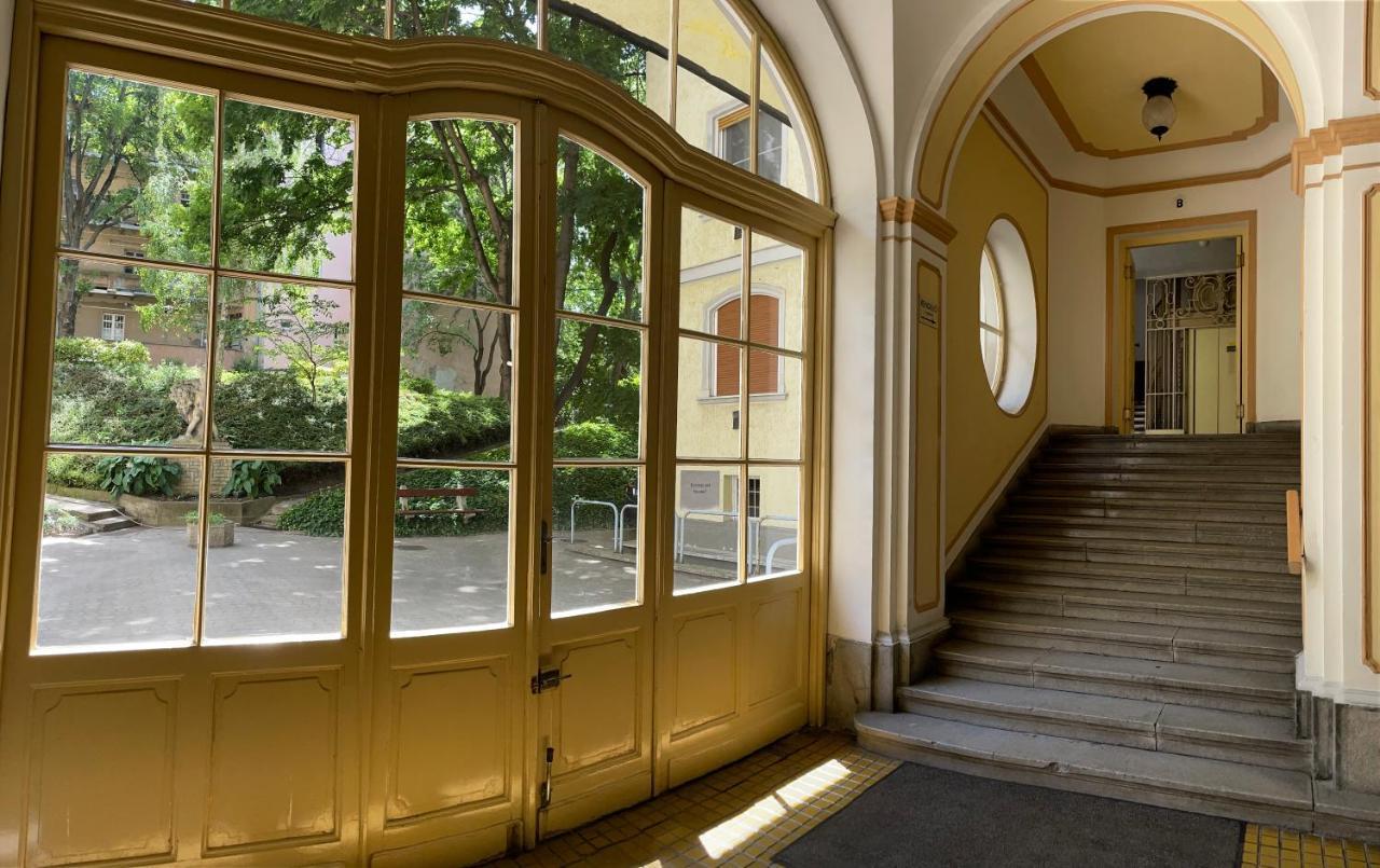 Buda Castle Apartment Budapeste Exterior foto